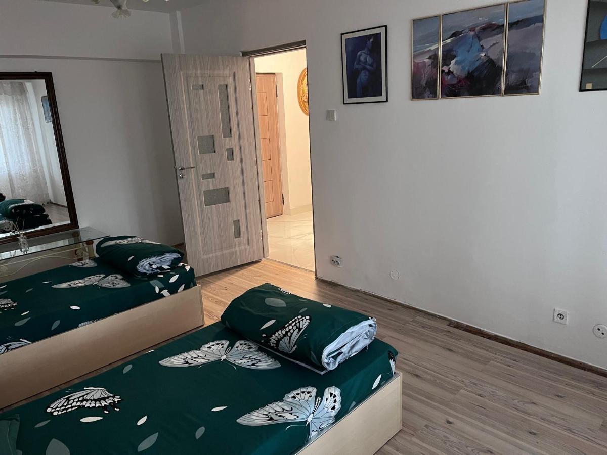 Apartament In Centrul Orasului Bacau Bagian luar foto