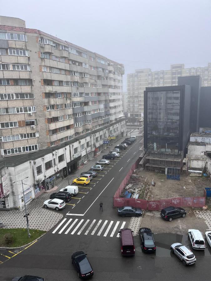Apartament In Centrul Orasului Bacau Bagian luar foto