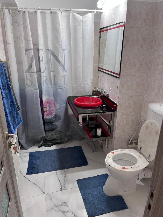 Apartament In Centrul Orasului Bacau Bagian luar foto