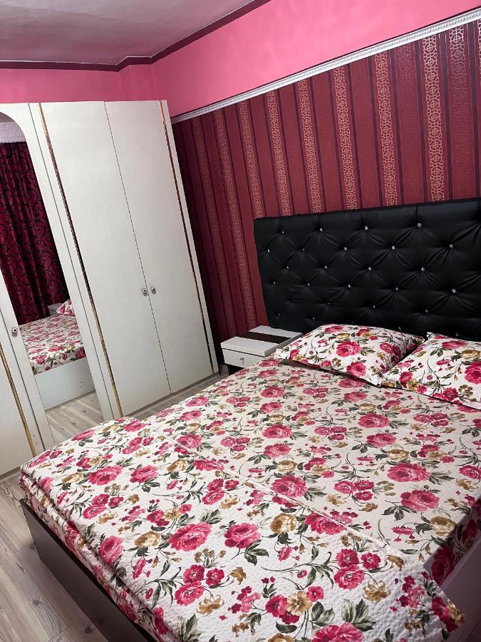 Apartament In Centrul Orasului Bacau Bagian luar foto